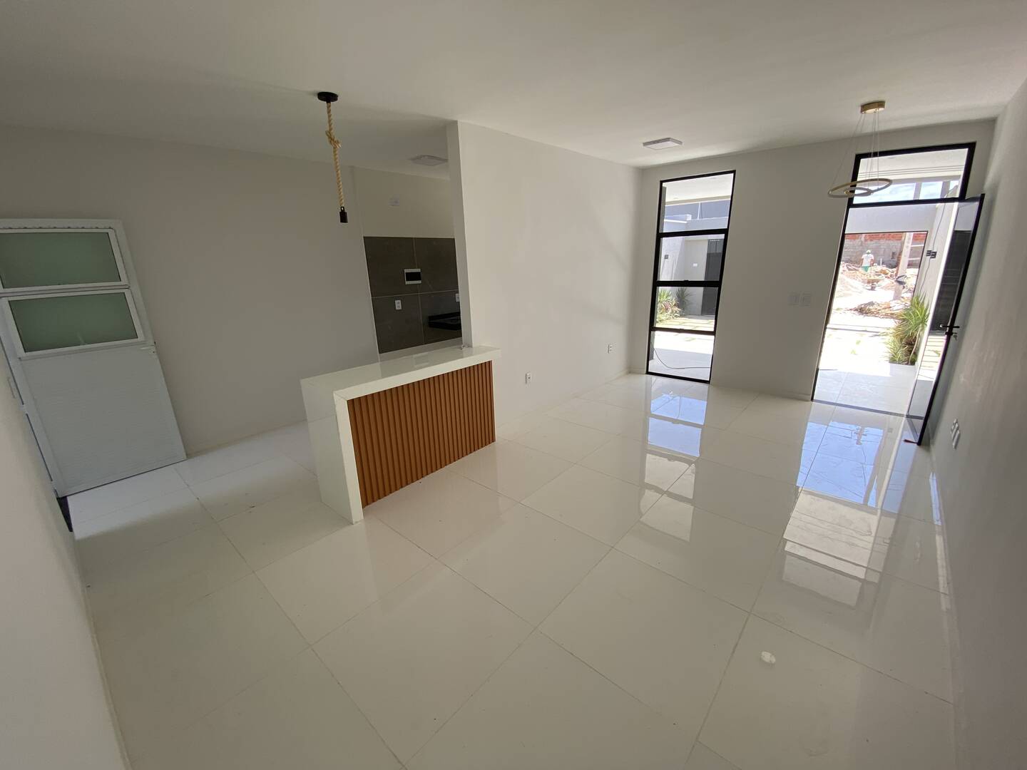 Casa à venda com 3 quartos, 100m² - Foto 7